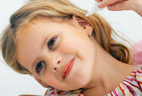 قطره گوش برای درمان عفونت گوش کودکان